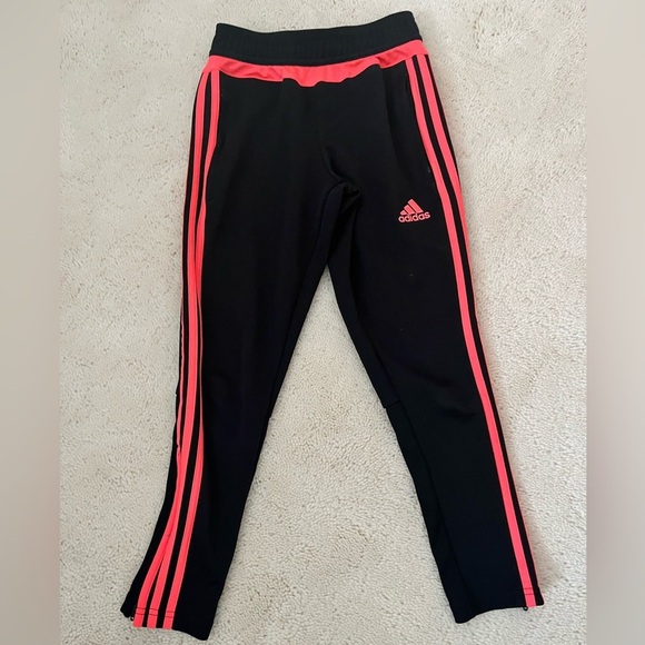 BRAND new casual Chaps kids’ pants and preloved Adidas jogger pants for 7 yo. - Picture 9 of 16